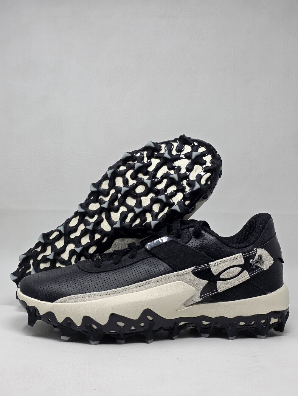 Under Armour Mens Size 11.5 UA Harper 10 Pro TPU Baseball Cleats 6010136-001 New
